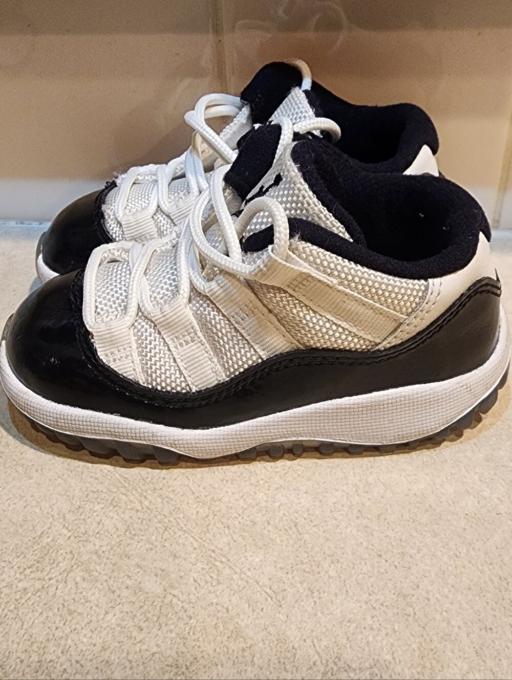 Air Jordan 11 Concord 505836-153 Toddler Sz 6c